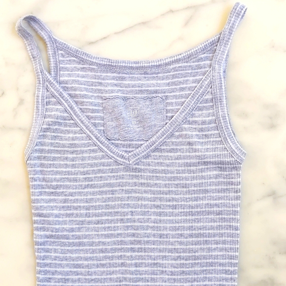NWOT. GAP Cotton Blended Stretchable Long Tank Top with stripes. - Picture 3 of 3